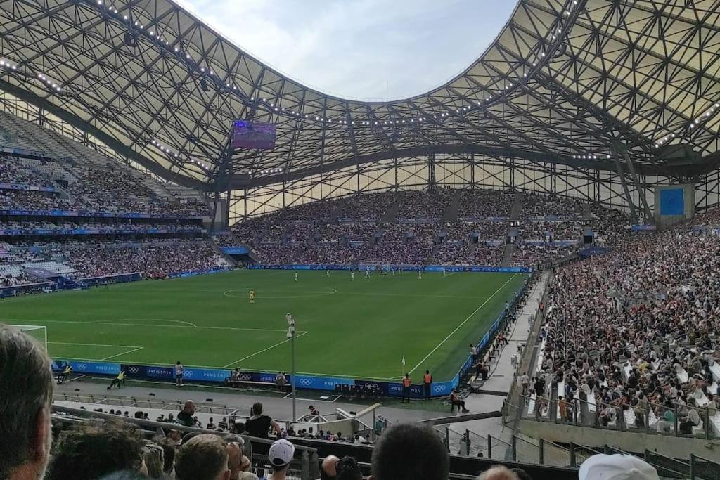 Hebergement 4 Pieces A Marseille Pres Du Velodrome المظهر الخارجي الصورة